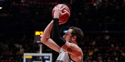 Eurolega, ancora un ko per Bologna: l'Olympiakos si impone 87-77