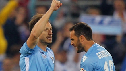 Lazio, Radu è fuori. De Vrij ci sarà, Biglia ci prova