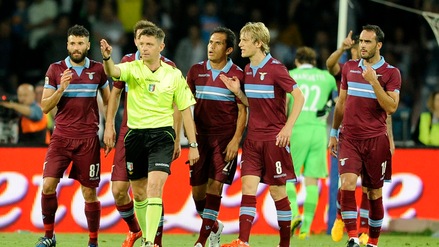Napoli-Lazio, rossi giusti. Dubbio il rigore su Maggio