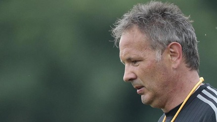 Calciomercato, Berlusconi lasci in pace Mihajlovic: cambiare 5 tecnici in 2 anni non è da Milan