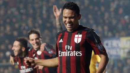 Serie A, Frosinone-Milan 2-4: Mihajlovic per ora è salvo