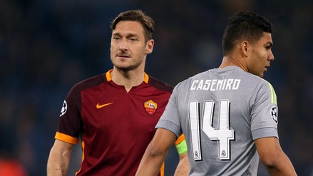 Roma, Totti a un cronista: «Che ci fai con me, ormai?»