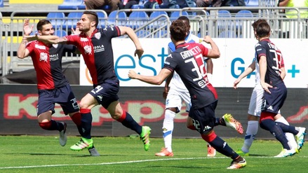 Il Cagliari travolge il Brescia con 6 gol: la serie A è a un passo!