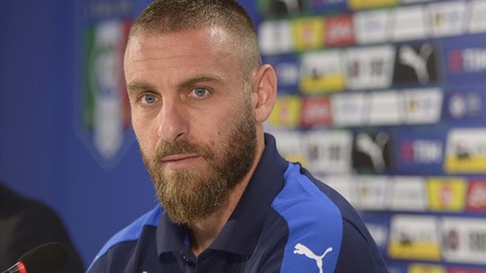Euro 2016, Italia. De Rossi: «Roma 2024? Mi piacerebbe. Chi mi giudica non distingue un pallone da un cocco»