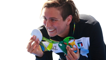 Nuoto, Bruni d'argento nella 10 km, squalificata la Muller