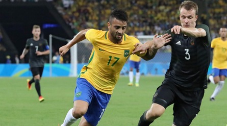 Lazio, Felipe Anderson sbarca con l'oro pronto per la Juventus