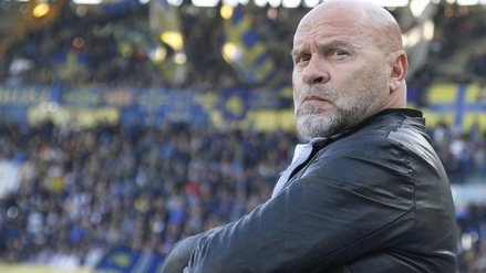 Il Trapani esonera Cosmi: squadra al vice Recchi