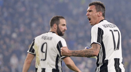 Serie A, Juventus-Atalanta 3-1: super Mandzukic, Roma e Milan a -7