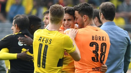 Borussia Dortmund, Bartra torna a giocare e piange