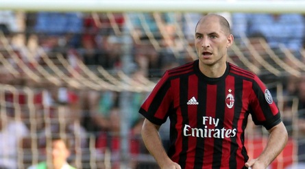 Lazio, duello in difesa: Paletta avanti ma Jach resiste