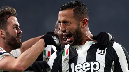Juventus-Roma: l'1-0 di Benatia da annullare. Era rigore su Higuain