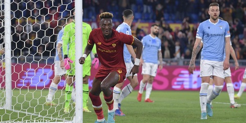 Roma, Abraham vuole sbloccarsi: a caccia di gol nel derby