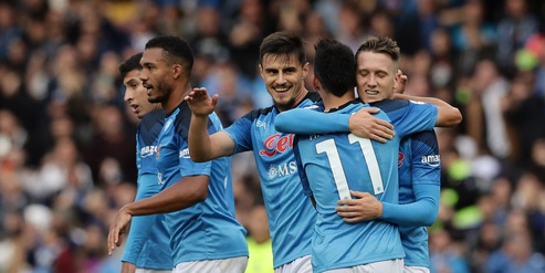 Napoli, affare da un miliardo: c'è la fila