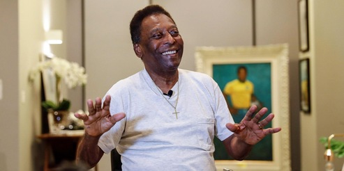 Pelé è morto, il mondo del calcio è in lutto