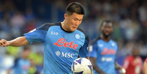Tutti pazzi per Kim: la Premier lo sogna e la clausola del Napoli lo blinda