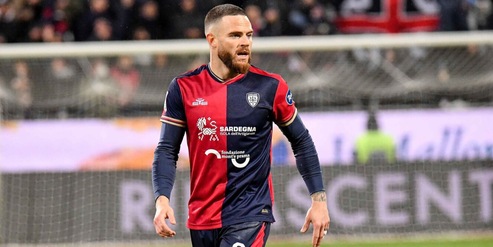 Nandez a tutto Cagliari: “Testa e cuore per la A”