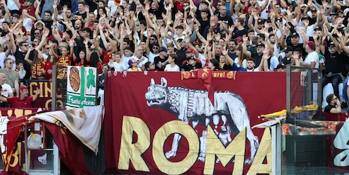 Derby, per i tifosi della Roma è un bivio: si aspettano una reazione dai giocatori