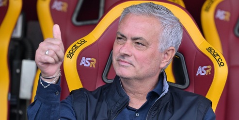 Mourinho: "Roma, legame speciale. Troppe critiche dagli pseudointellettuali"