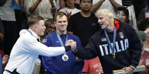 Olimpiadi 2024, Peaty scoppia a piangere in diretta, il dolce gesto di Martinenghi