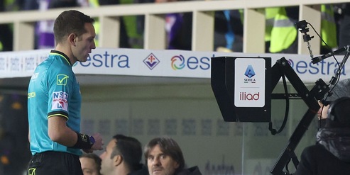 Fiorentina-Udinese, la moviola: male Marcenaro, rigore da vedere live