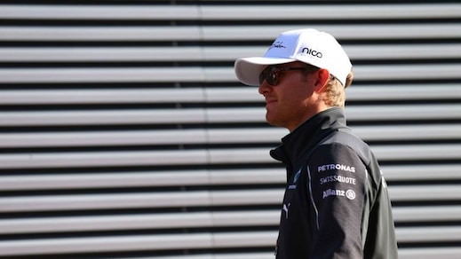 F1 Mercedes, Rosberg: «Non mollo la prima posizione»