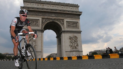 Ciclismo, tedesco Voigt batte il record dell'ora