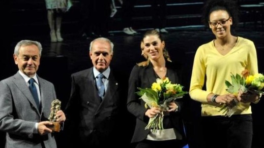 La Nazionale femminile premiata a Parma