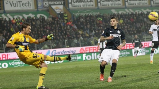 Serie A Parma, Mirante migliora: metà lavoro in gruppo