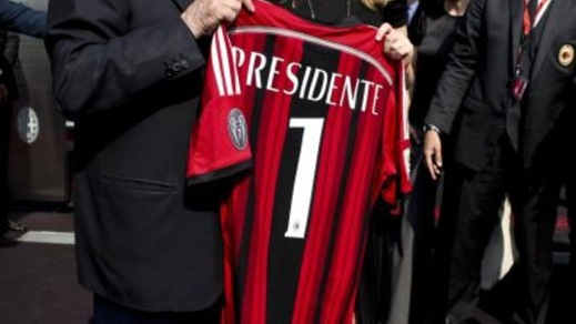 In vendita 115 maglie speciali per il compleanno del Milan