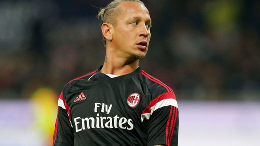 Milan, interrotto il ritiro punitivo. Tre squalificati per Napoli