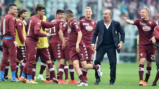 Torino, prima in campo poi tutti a Superga