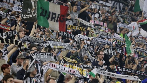 FOTO Tutti i colori dello JStadium per la sfida Champions con il Real