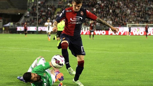 Cagliari, per la rinascita si punta su Farias e Sau