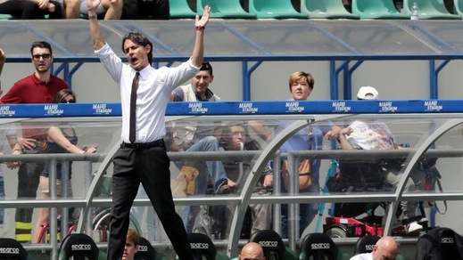 La solita follia e l'arbitro affondano un brutto Milan