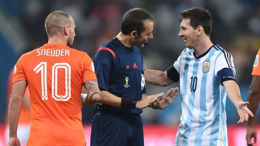 Champions, il turco Cakir per la finale Juventus-Barcellona