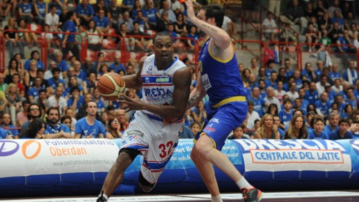 Playoff A2, Torino crolla Brescia in vantaggio