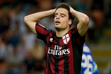 Serie A, una giornata a Bonaventura e ad altri 12 giocatori. Roma multata