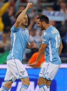 Lazio, Radu è fuori. De Vrij ci sarà, Biglia ci prova