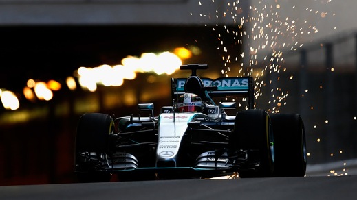 F1 Mercedes, Hamilton: «Fatto passi avanti»