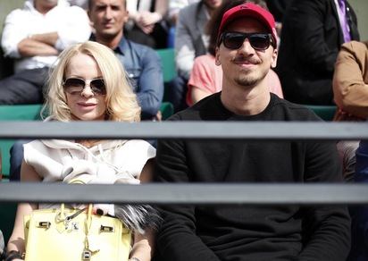 FOTO Ibra e la bella Helena: che tifo al Roland Garros!
