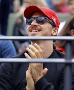 Raiola gela Berlusconi: «Ibra al Milan? Impossibile»