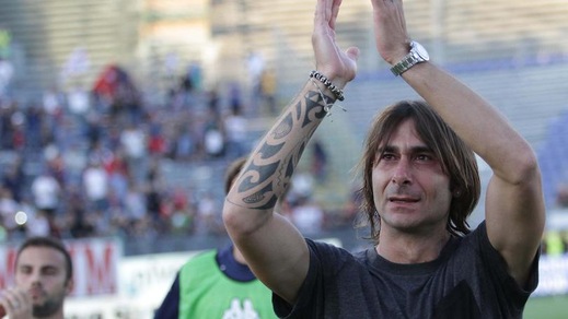 Cagliari, Conti saluta in lacrime il Sant'Elia
