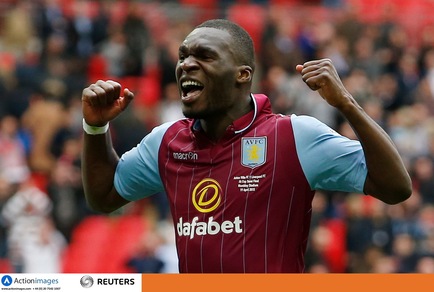 «Benteke lascia l'Aston Villa. Arsenal su Higuain»