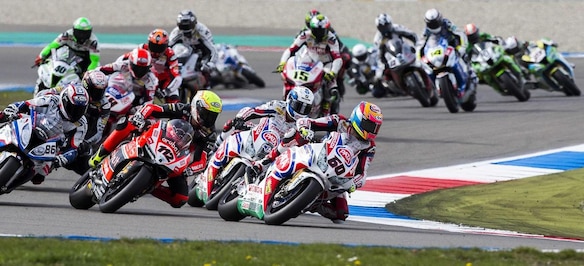 Sbk, Bradl salterà i due round finali