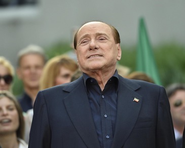 Berlusconi: «Stasera tifo per la Juve»