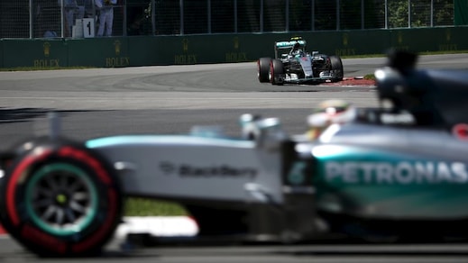 F1 Gp Canada: Hamilton sempre in testa a metà gara