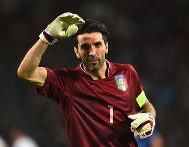 Italia, problema al gomito per Buffon