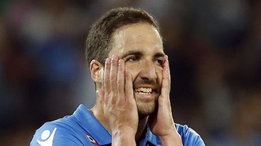 Tutti vogliono Higuain, ma al Napoli ci sta bene