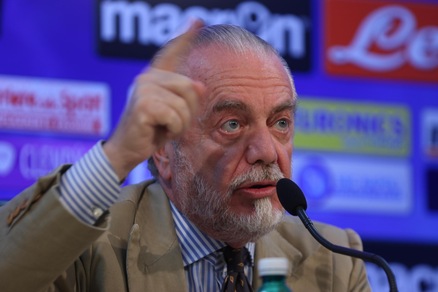 De Laurentiis: «Higuain resta. Ma se arriva un pazzo...»