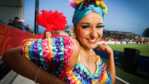 Mondiali U20: che sexy le ballerine a bordo campo